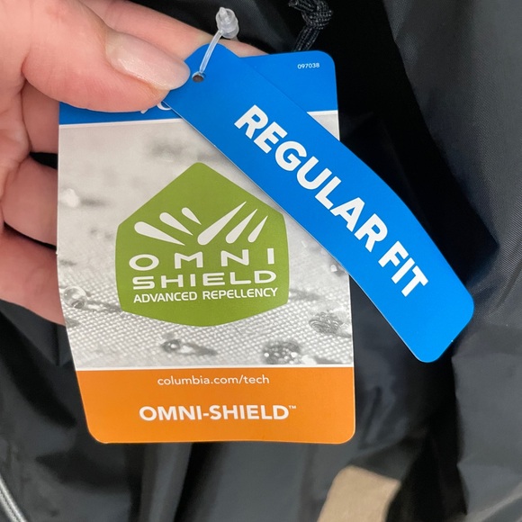 NWT Women’s Columbia jacket size XL  Black - Picture 7 of 10